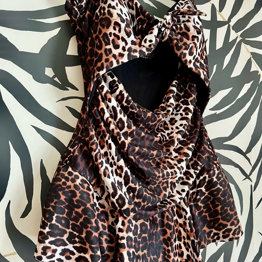 Nine West One Piece Swimsuit Leopard Cheetah Cutout Jungle Tiki - Picture 4 of 7